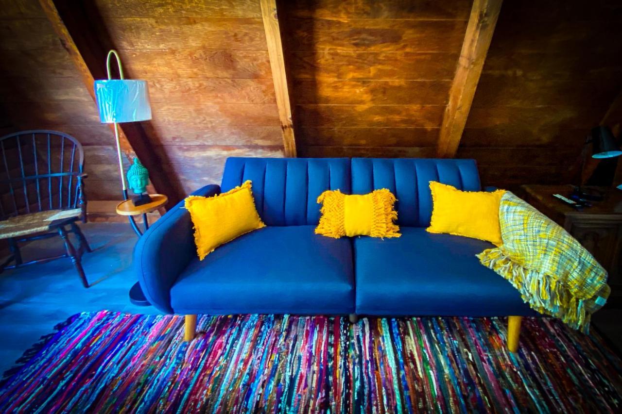 فيلا Wurtsboroفي Hikers Haven, A Cozy Cabin Loft Above Bashakill Wildlife Refuge المظهر الخارجي الصورة